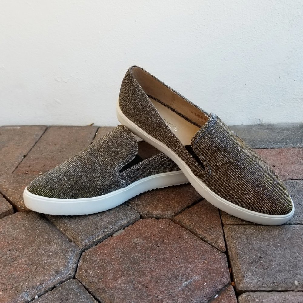 J/Slides Nyc Gold/Silver Size 7.5 - image 1